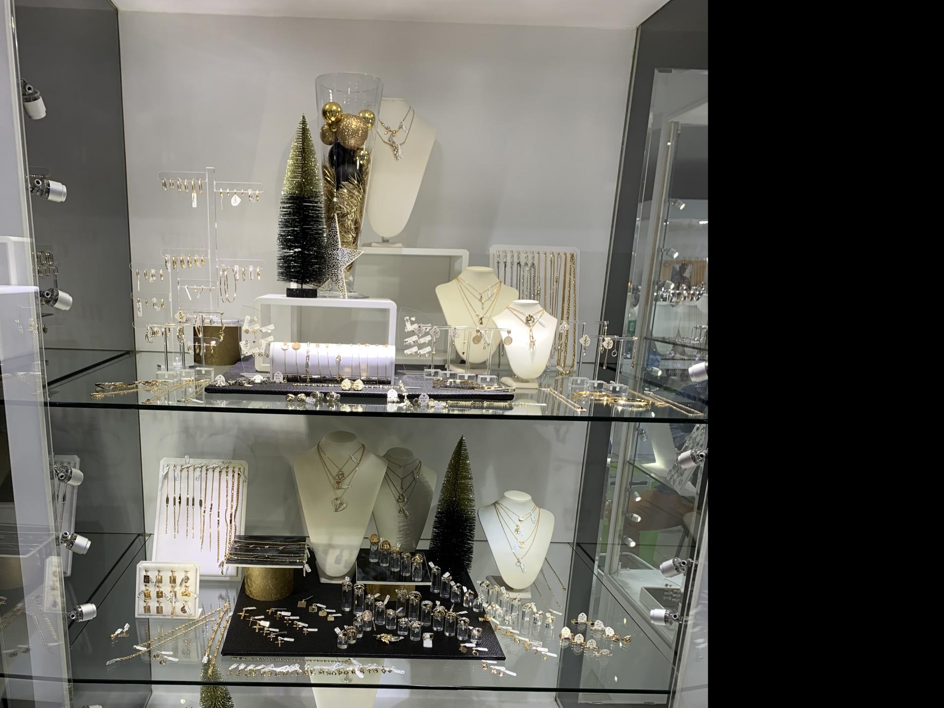 OUVERTURE OFFICIELLE